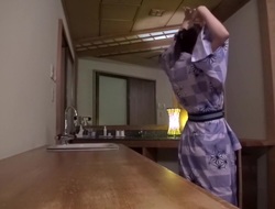 Amazing Japanese girl Ayami Syunka in Incredible showers, clip JAV scene